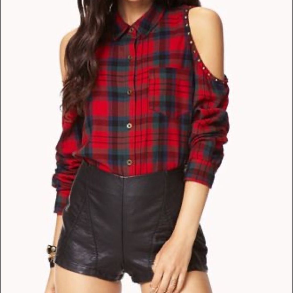 🌟F21 Cold Shoulder Plaid Button-Up🌟